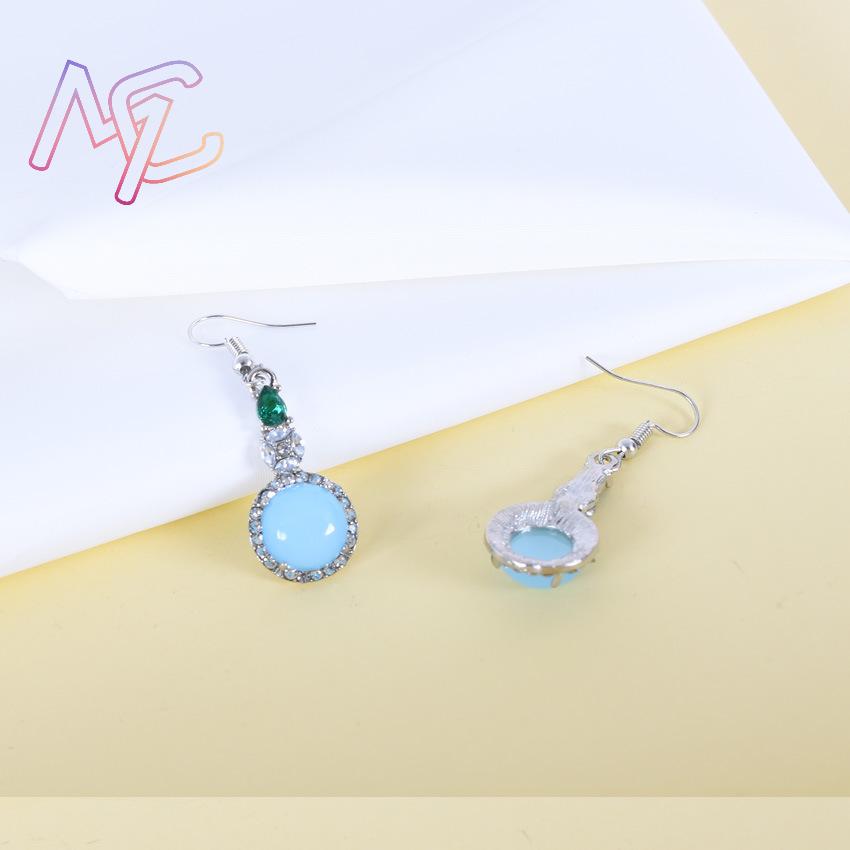 Blue Natural Jade Earrings Vin - Earrings ulasan dan harga